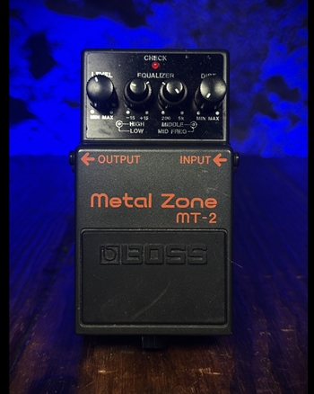 BOSS MT-2 Metal Zone Distortion Pedal *USED*