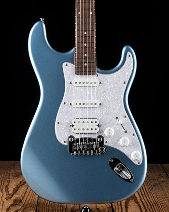 G&L Tribute Series Legacy - Lake Placid Blue *USED*