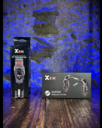 XVIVE U2 Wireless Guitar System *USED*