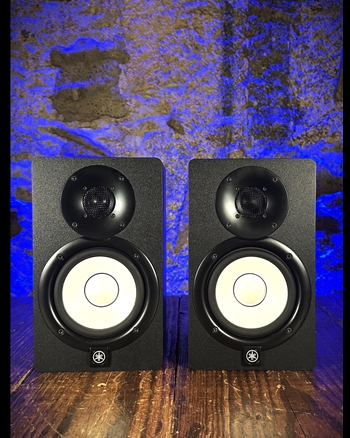 Yamaha HS5 5" Powered Studio Monitors (Pair) *USED*