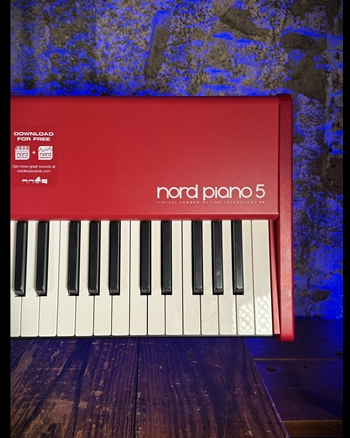 Nord Piano 5 - 88-Key Stage Piano *USED*