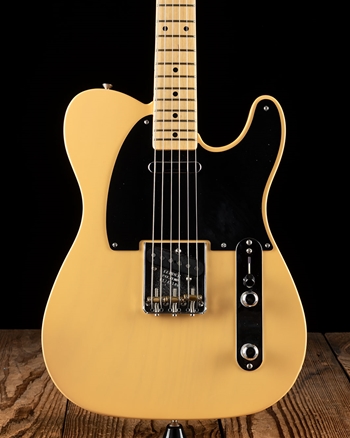 Fender American Vintage '52 Telecaster - Butterscotch Blonde *USED*