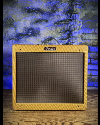 Fender Blues Junior - 15 Watt 1x12" Guitar Combo - Tweed *USED*