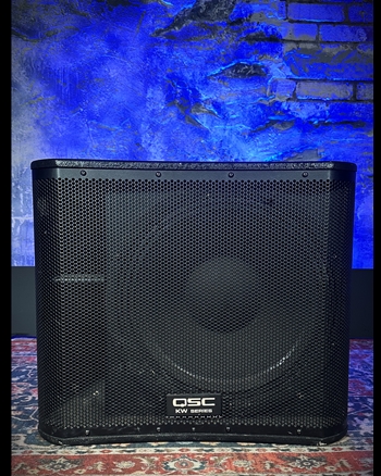 QSC KW181 - 1000 Watt 1x18" Powered Subwoofer *USED*