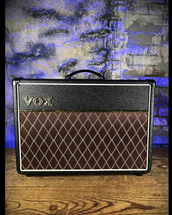 VOX AC10 Custom - 10 Watt 1x10" Guitar Combo *USED*