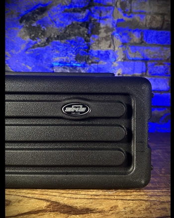 1SKB-R3S Roto-Molded 3U Shallow Rack Case *USED*