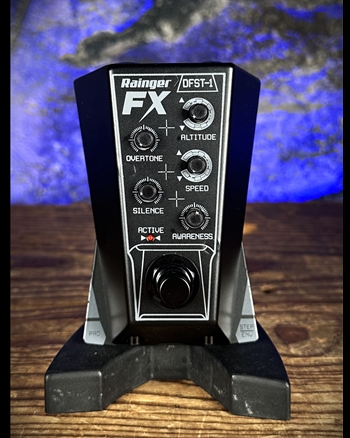Rainger FX DFST-1 Stealth Fuzz Pedal *USED*