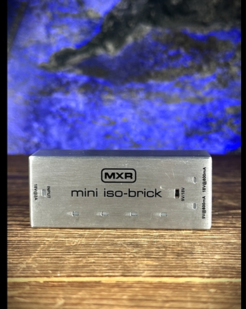 MXR M239 Mini Iso-Brick Power Supply *USED*