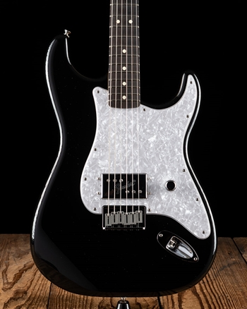 Fender Tom Delonge Stratocaster - Black *USED*