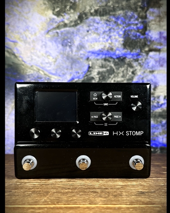 Line 6 HX Stomp Compact Guitar Processor Pedal *USED*