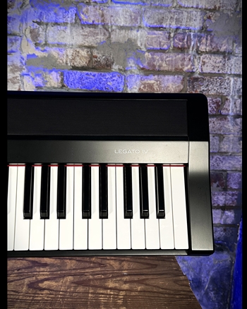 WILLIAMS Legato IV 88-Key Digital Piano *USED*