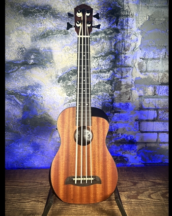 Oscar Schmidt OUB200K-A Bass Ukulele *USED*