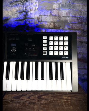 Roland FA-06 61-Key Music Workstation *USED*