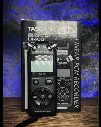 Tascam DR-05 Portable Digital Audio Recorder *USED*