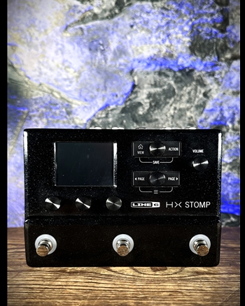 Line 6 HX Stomp Compact Guitar Processor Pedal *USED*